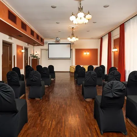 Palace Europa Hotel