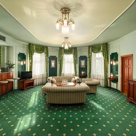 מלון Palace Europa 4*