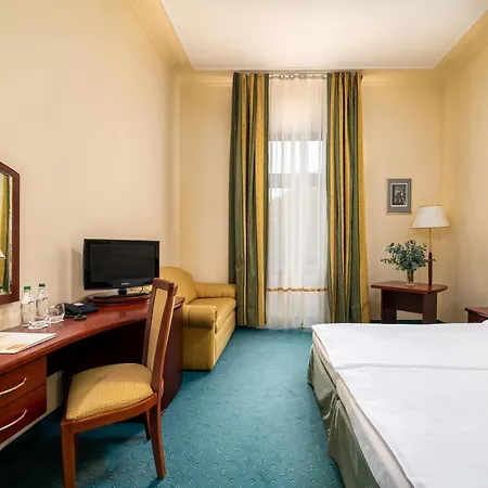 Palace Europa 4* לובלין