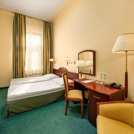 Palace Europa מלון 4*