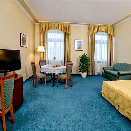 Palace Europa 4* לובלין