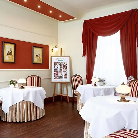 Palace Europa Hotel 4*