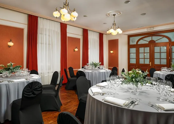 מלון Palace Europa 4*