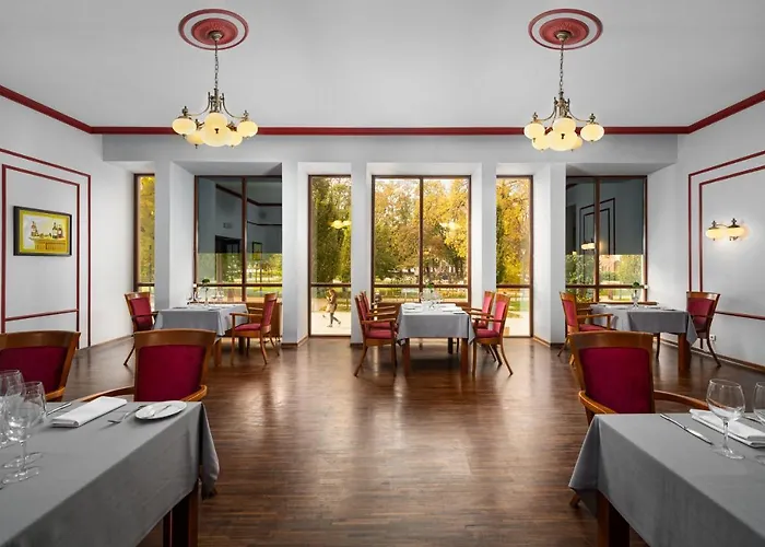 Palace Europa מלון 4*