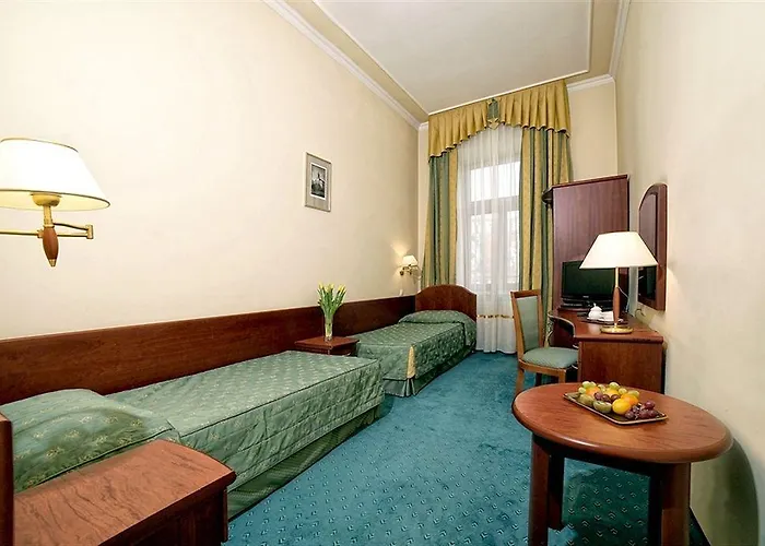 Palace Europa מלון